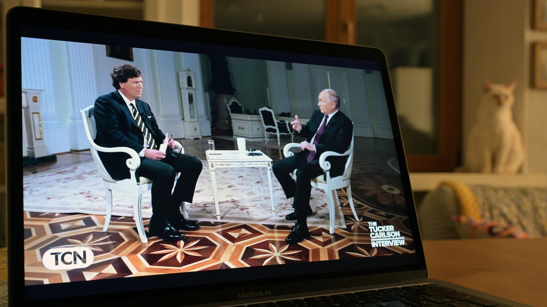 الرئيس الروسي فلاديمير بوتين يجري مقابلة مع الصحفي الأمريكي، مؤسس منصة فيديو شبكة تاكر كارلسون، تاكر كارلسون، الكرملين، موسكو، روسيا 6 فبراير 2024 - سبوتنيك عربي, 1920, 12.02.2024
