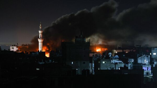 تداعيات القصف الإسرائيلي على رفح في جنوب قطاع غزة، فلسطين، في 12 فبراير 2024 - سبوتنيك عربي