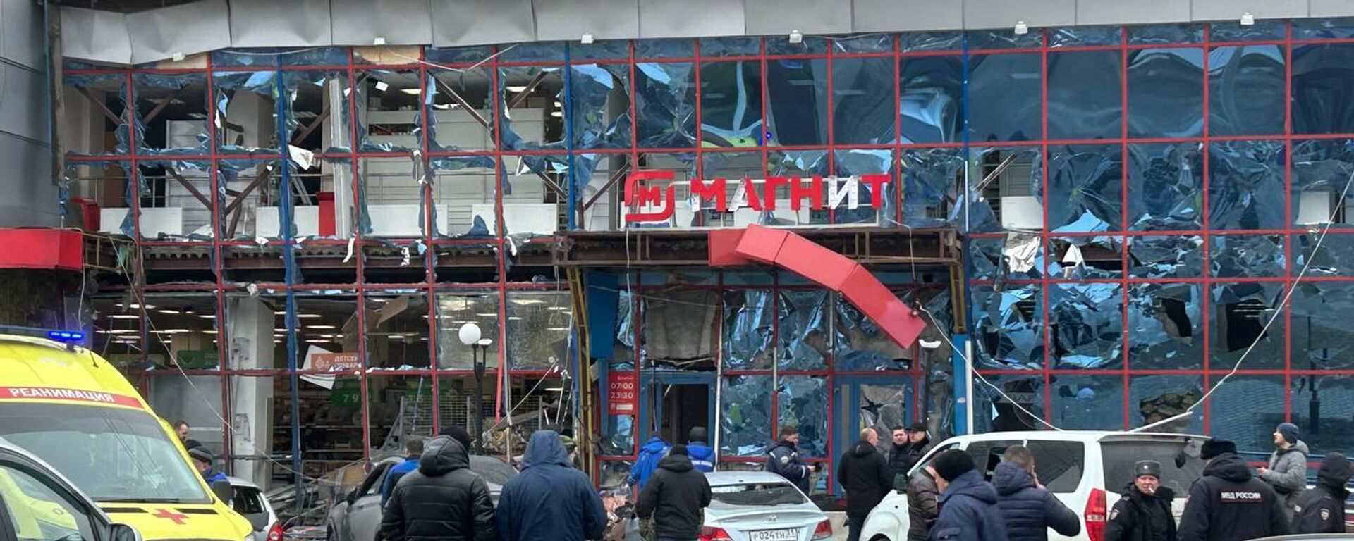 القوات الأوكرانية تنفذ اعتداء صاروخيا على مركز تسوق في بيلغورود   - سبوتنيك عربي, 1920, 15.02.2024