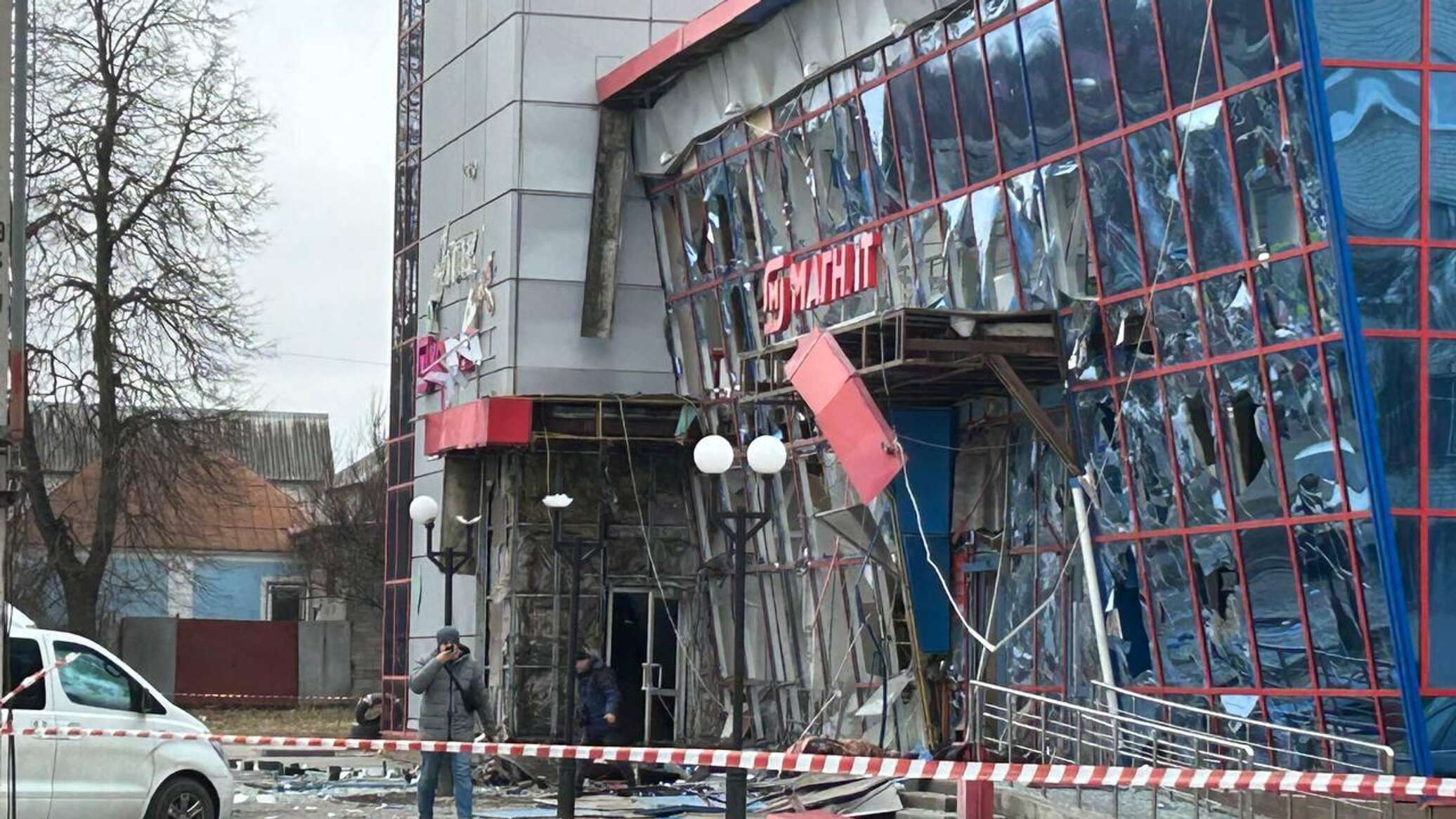 ارتفاع حصيلة ضحايا انهيار المبنى السكني في بيلغورود إلى 14 قتيلا إثر القصف الإرهابي الأوكراني