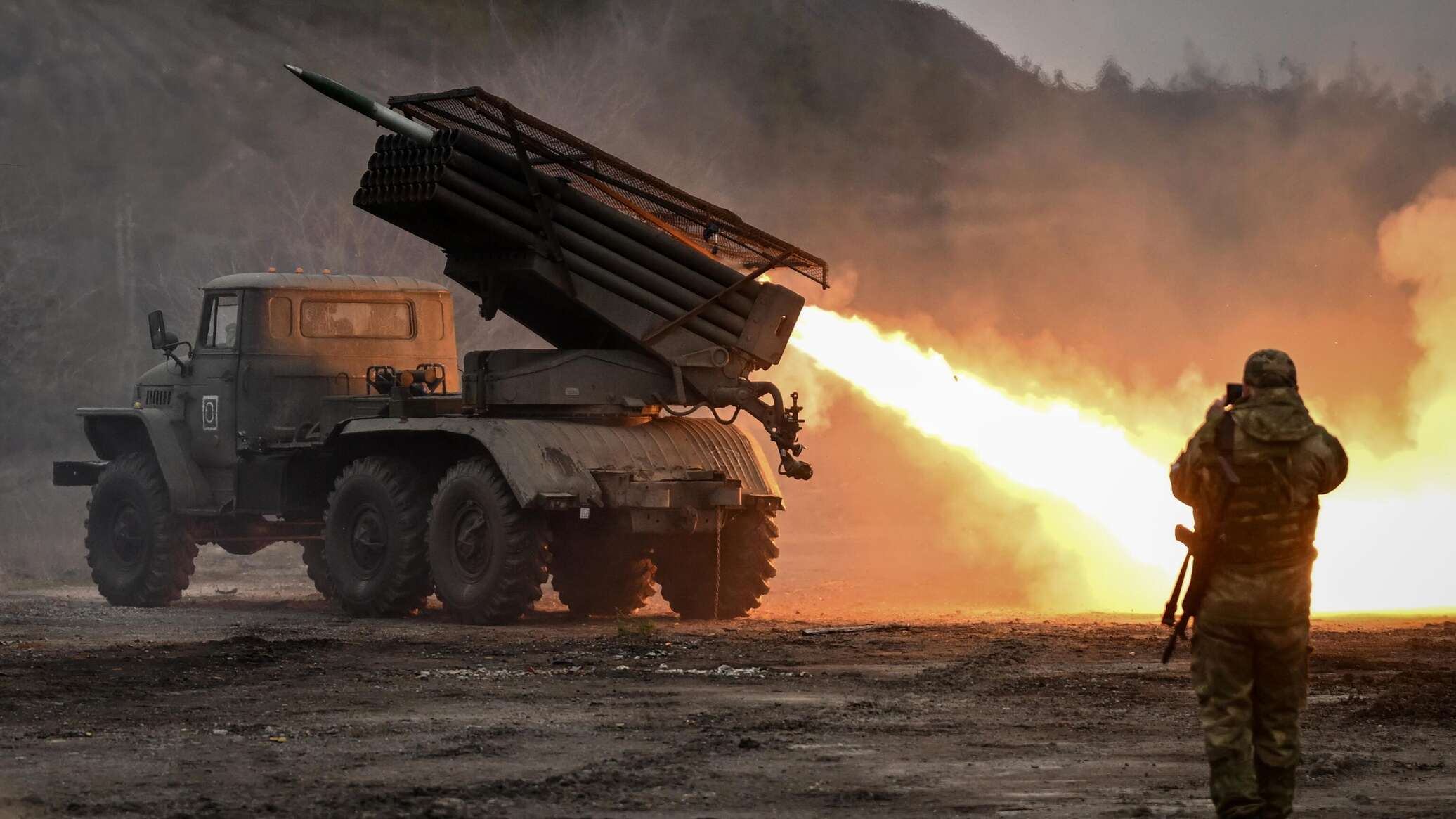 القوات الروسية تهاجم مكان اجتماع قادة جهاز أمن الدولة الأوكراني