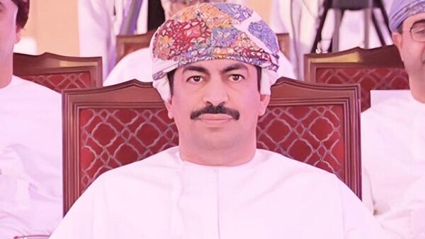 عبد الله بن ناصر الحراصي، وزير الإعلام العماني - سبوتنيك عربي