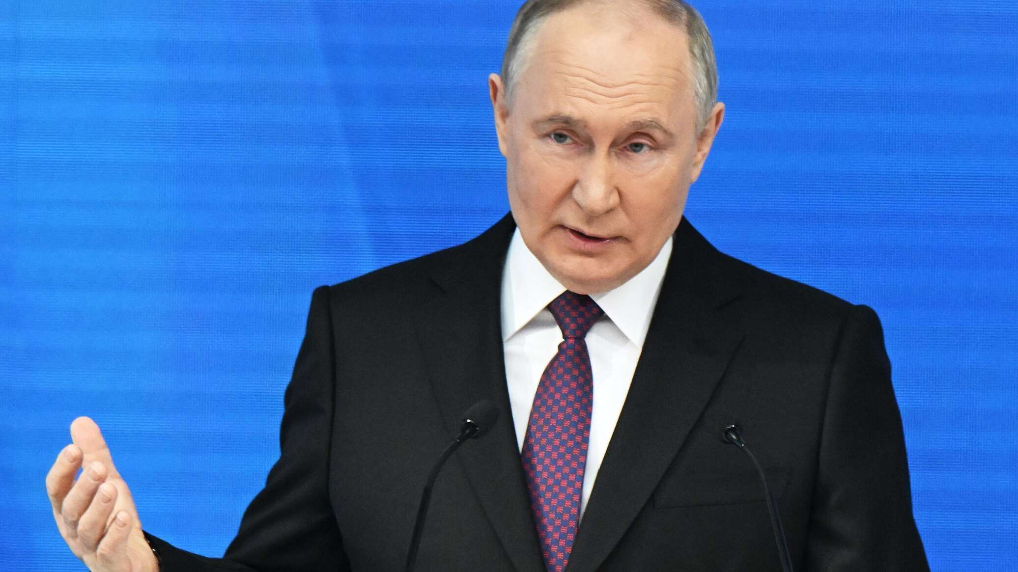 بوتين يعلن دعم مبادرة إنشاء بورصة لتبادل الحبوب داخل "بريكس"