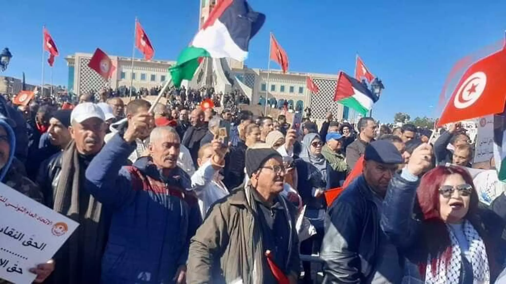 أحزاب ومنظمات تونسية ترفض التدخل الأجنبي عقب تصريحات السيناتور الأمريكي جو ويلسون