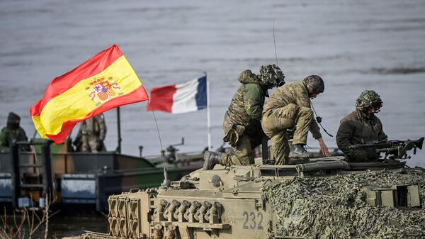 القوات المسلحة الإسبانية خلال مناورة عسكرية التنين-24، وهي جزء من مناورات المدافع الصامد 2024، التابعة لحلف الناتو في كورزينيوو، شمال بولندا، في 4 مارس 2024. - سبوتنيك عربي