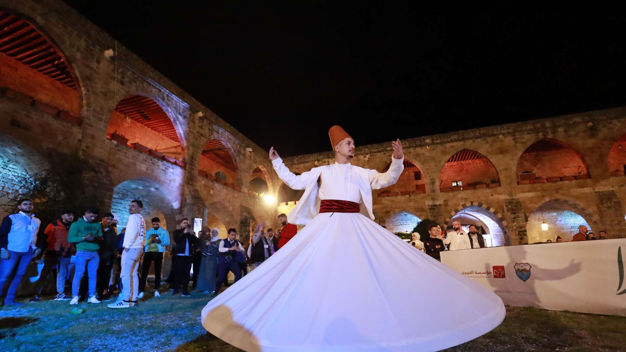 الرقصة المولوية الصوفية.. جمال روحاني خلال فعاليات "صيدا مدينة رمضانية"