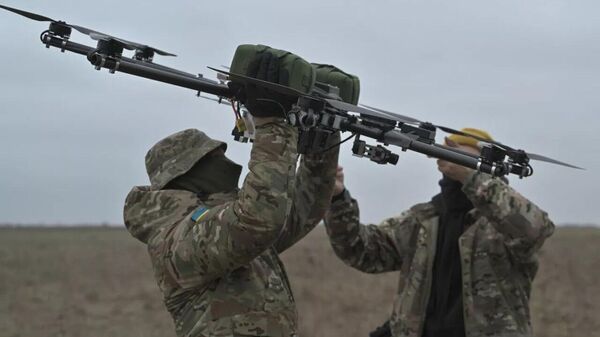 الجيش الأوكراني يطلق طائرة من دون طيار  - سبوتنيك عربي