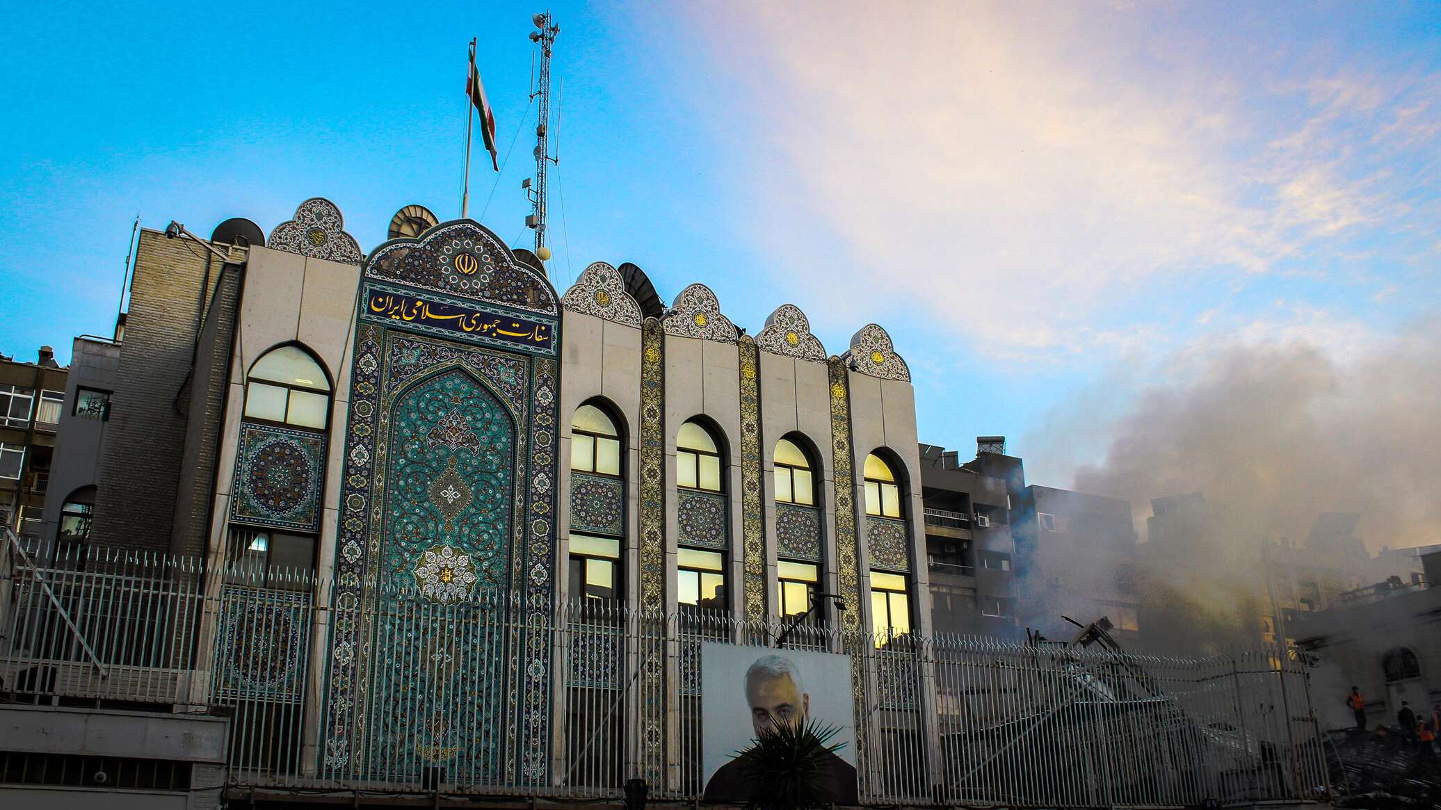 خبراء سوريون: قصف القنصلية الإيرانية يوسع التحرك الدبلوماسي الروسي في الشرق الاوسط
