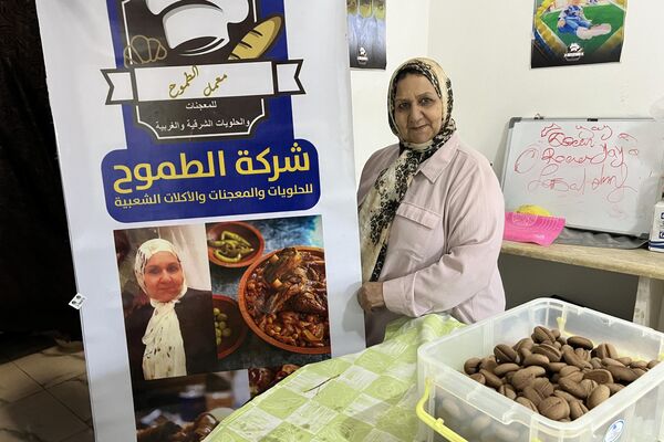 سيدة ليبية تساهم في فتح مشاريع صُغرى في بنغازي - سبوتنيك عربي