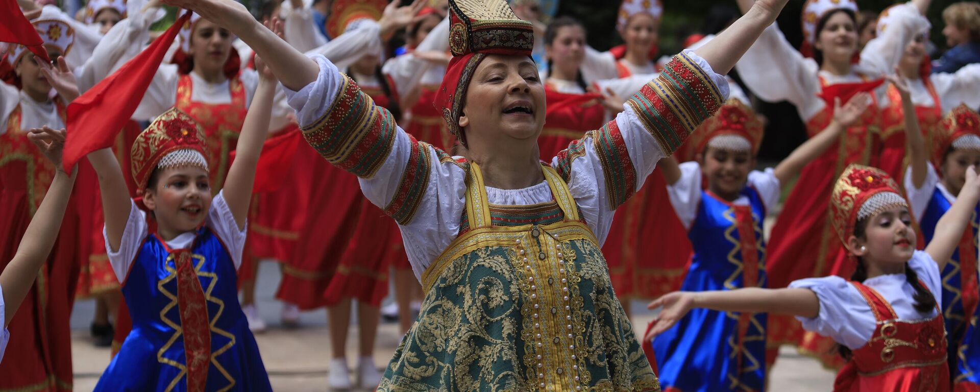 مهرجان التقاليد الشعبية الروسية في بيروت: تعزيز الروابط الثقافية بين روسيا ولبنان - سبوتنيك عربي, 1920, 14.04.2024