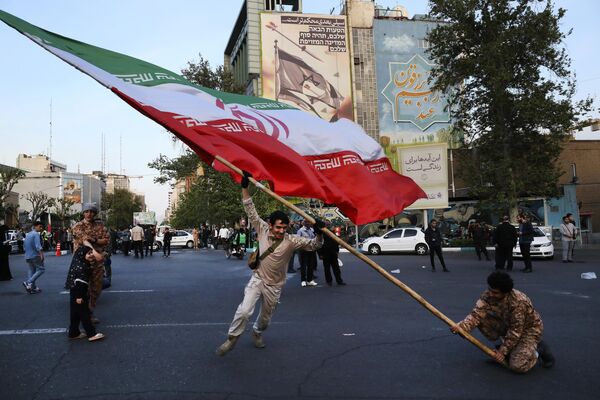متظاهرون خلال مسيرة مناهضة لإسرائيل في طهران، إيران. - سبوتنيك عربي