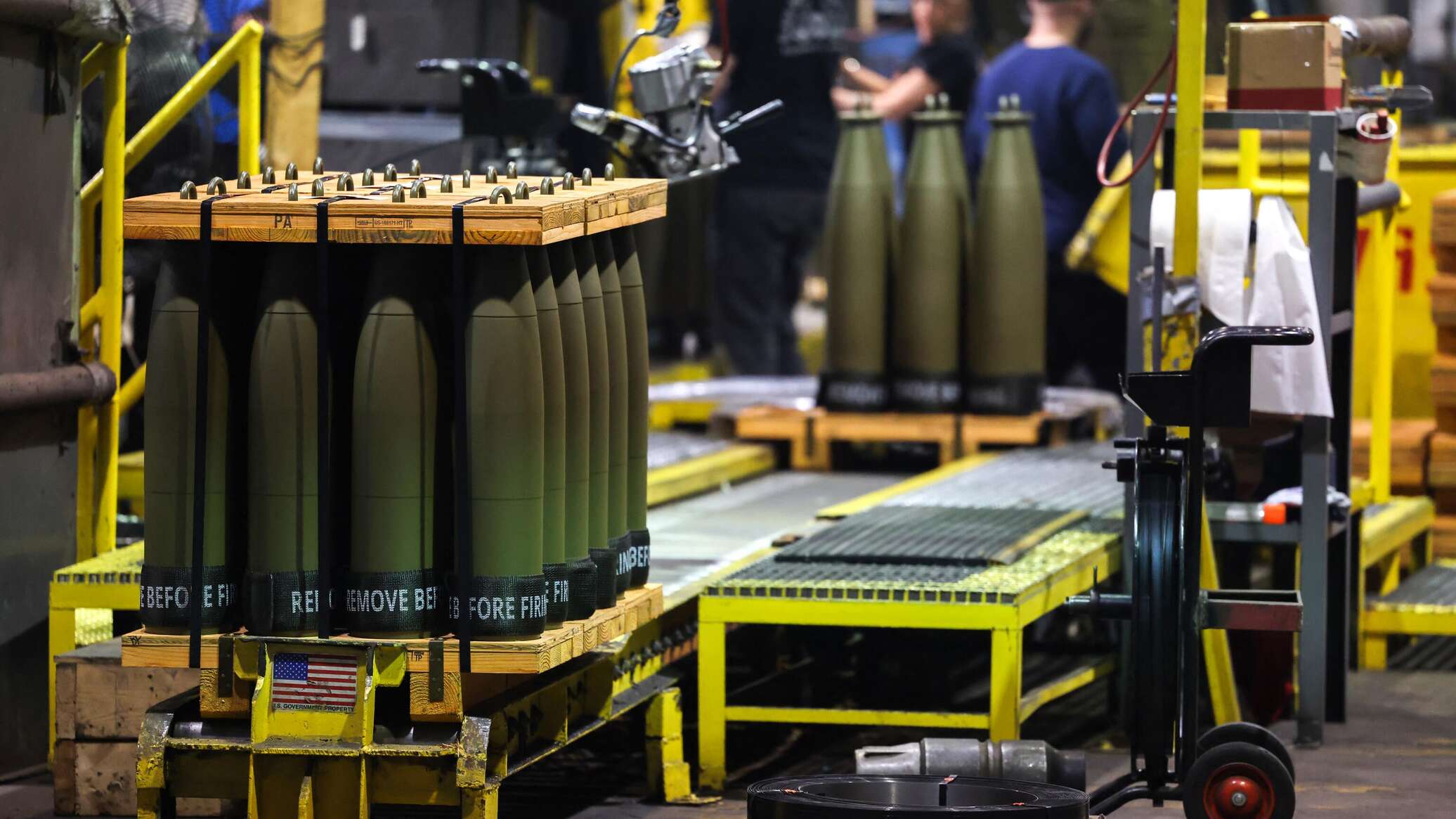 أمريكا تخصص 6 مليارات دولار لإنتاج أسلحة جديدة لأوكرانيا
