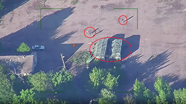 الجيش الروسي يدمر منظومة الدفاع الجوي إيريس-تي تتبع للقوات الأوكرانية في بلدة أوستروفيرخوفك - سبوتنيك عربي