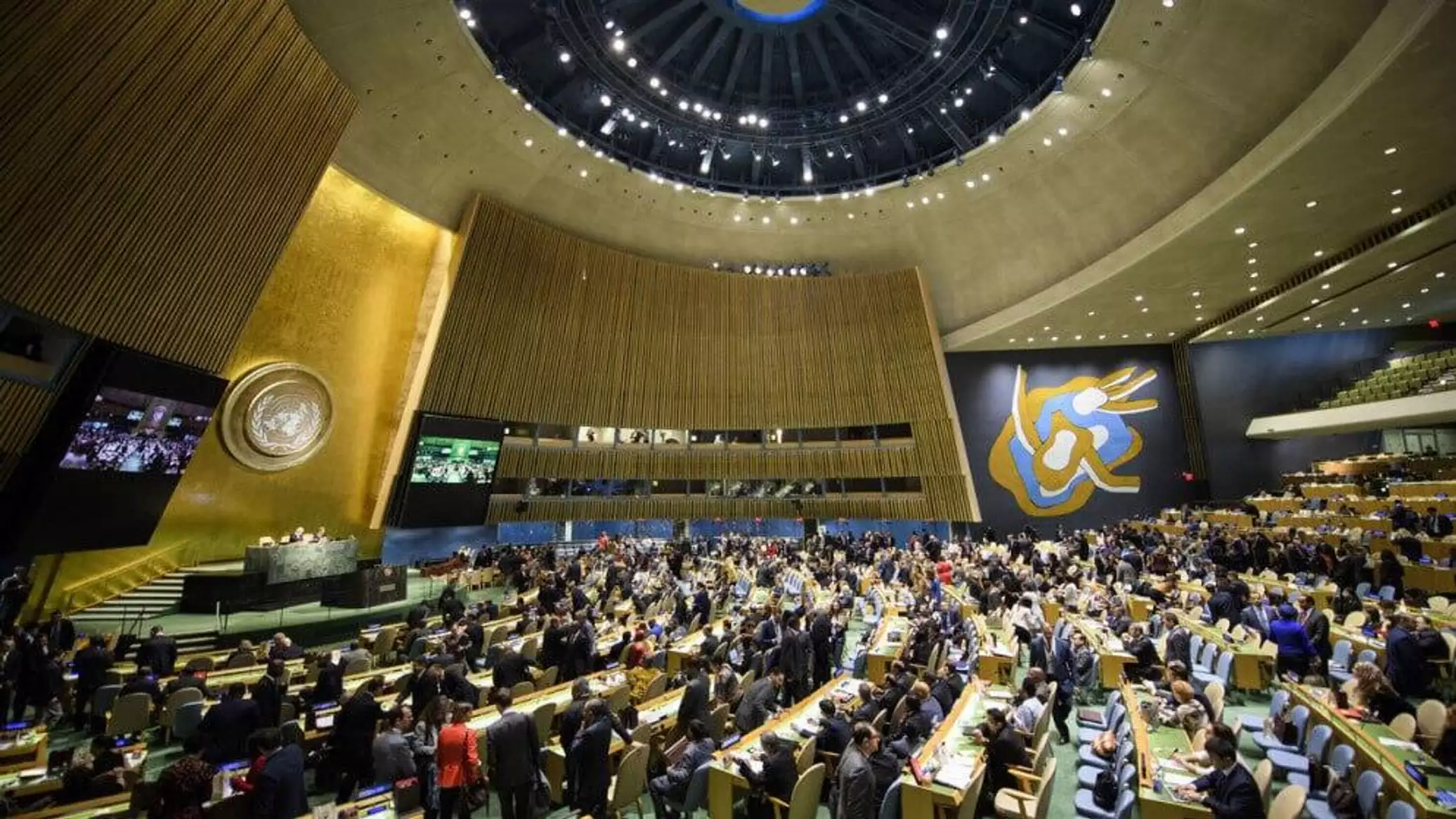 بث مباشر... انطلاق أعمال اليوم الثالث من الدورة الـ80 للجمعية العامة للأمم المتحدة