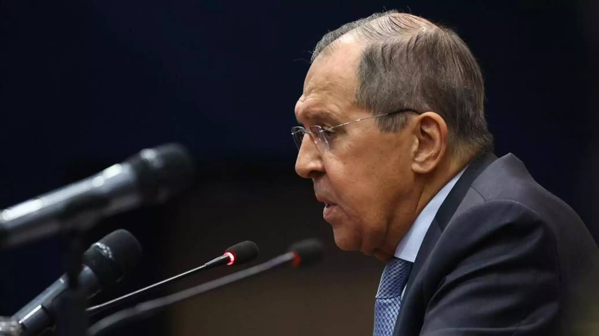 لافروف: روسيا لا توجه صواريخ أو طائرات مسيرة إلى أهداف في دول أوروبا والناتو