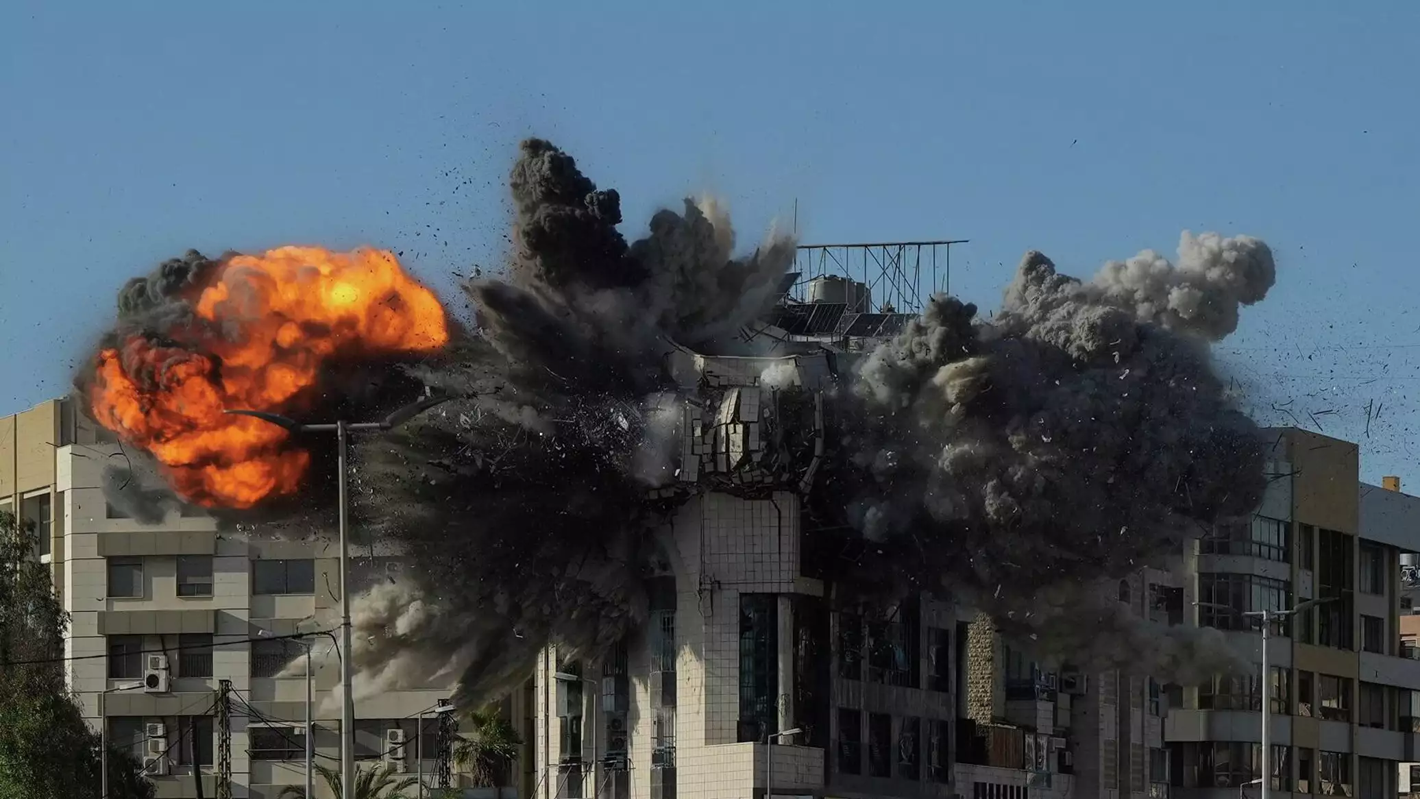 إسرائيل تعلن استهداف أكثر من 200 هدف في إيران ولبنان خلال الـ48 ساعة الماضية