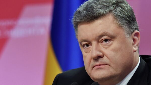 Ukrainian President Petro Poroshenko gives a news conference in Kiev on the year's results - سبوتنيك عربي