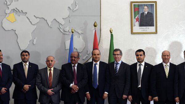قادة الأحزاب الليبية يصدرون إعلان الجزائر لإنهاء الانقسام وتشكيل حكومة توافق - سبوتنيك عربي