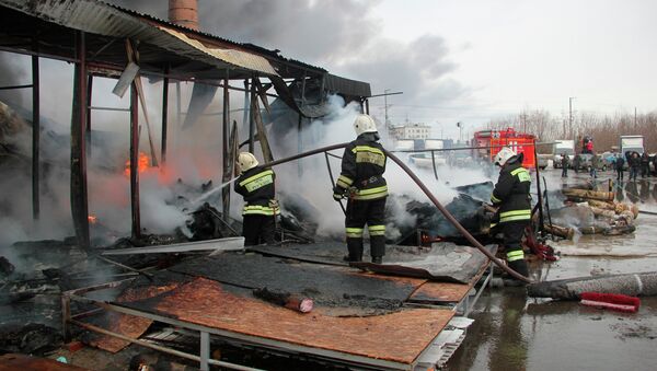 حريق بمركز تجاري في قازان - سبوتنيك عربي
