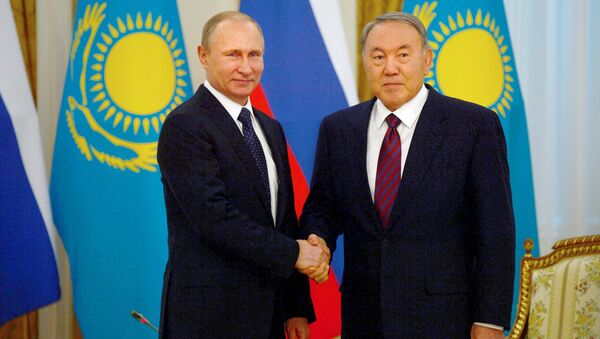 March 20. 2015. President Vladimir Putin (left) and President of Kazakhstan Nursultan Nazarbayev during a meeting at the Akorda residence - سبوتنيك عربي