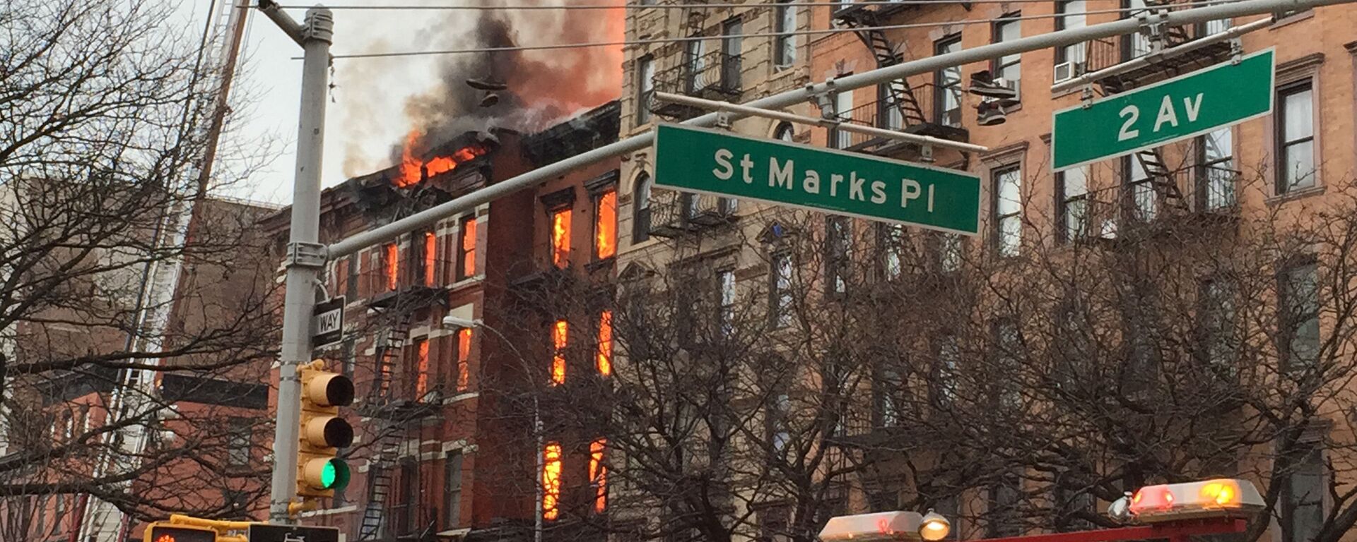 حريق في مبنى سكني، في مدينة نيويورك، - سبوتنيك عربي, 1920, 27.02.2021