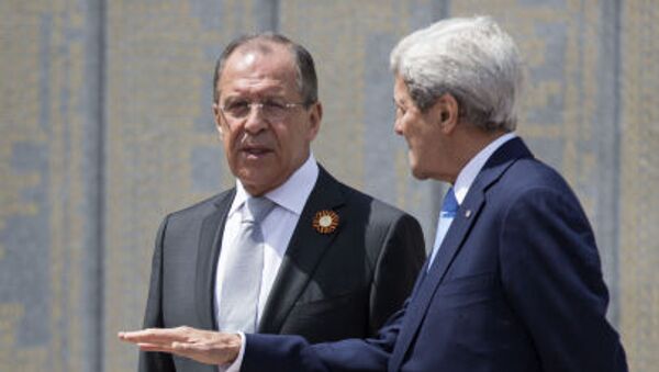 وزير الخارجية الروسي سيرغي لافروف ووزير الخارجية الأمريكي جون كيري - سبوتنيك عربي