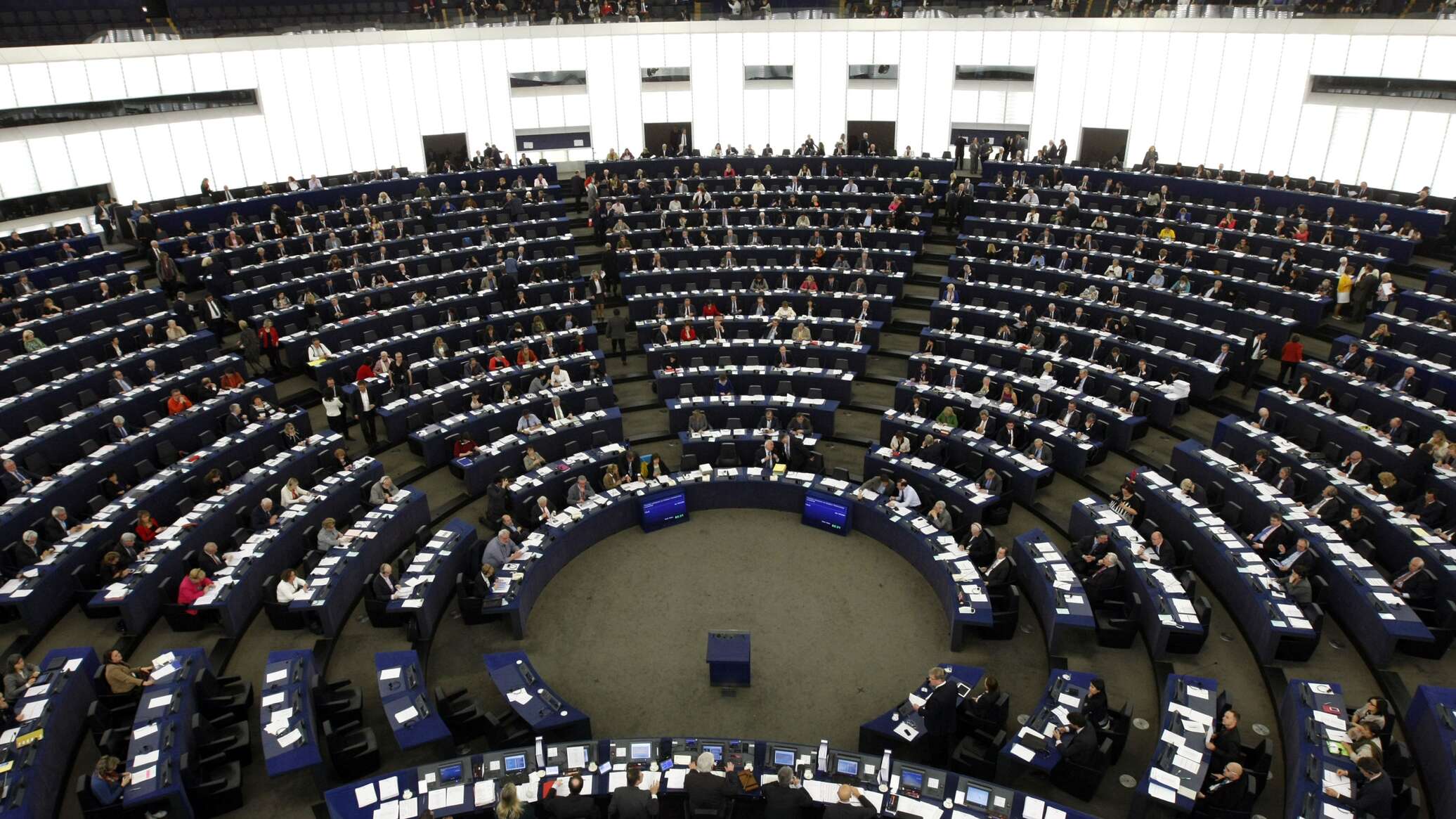 برلمانيون عرب: تدخل البرلمان الأوروبي في شؤوننا "غير مقبول" وينم عن "نظرة استعمارية"