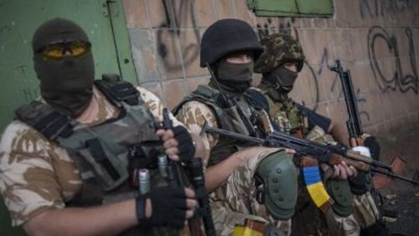 عناص من كتيبة دونباس الأوكرانية - سبوتنيك عربي