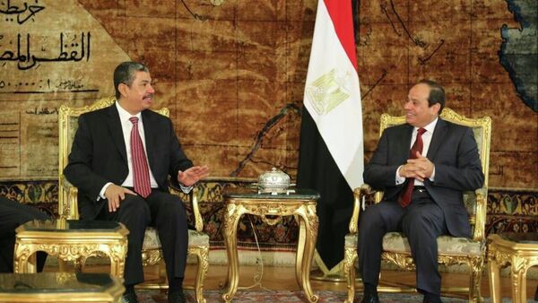 لقاء نائب الرئيس اليمني خالد بحاح مع الرئيس المصري عبد الفتاح السيسي - سبوتنيك عربي