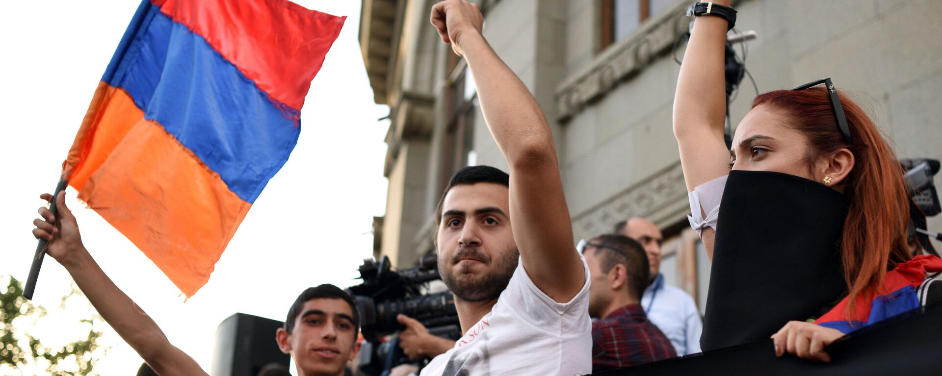 المظاهرات خلال العمليات الإحتجاجية فى يريفان عاصمة أرمينيا - سبوتنيك عربي, 1920, 15.02.2023