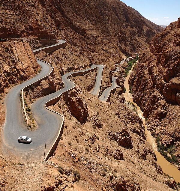 الطريق الجبلية دادس غورغيس في جبال الأطلس في المغرب - سبوتنيك عربي