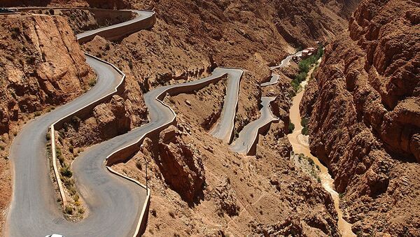 الطريق الجبلية دادس غورغيس في جبال الأطلس في المغرب - سبوتنيك عربي