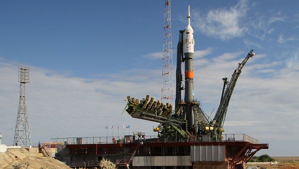 صاروخ النقل الفضائي وعلى متنه المركبة الفضائية المأهولة سويوز TMA-17M - سبوتنيك عربي