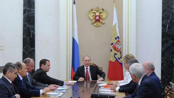 بوتين يجتمع مع أعضاء مجلس الأمن القومي - سبوتنيك عربي