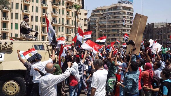 المصريون يفرحون بافتتاح قناة السويس الجديدة - سبوتنيك عربي