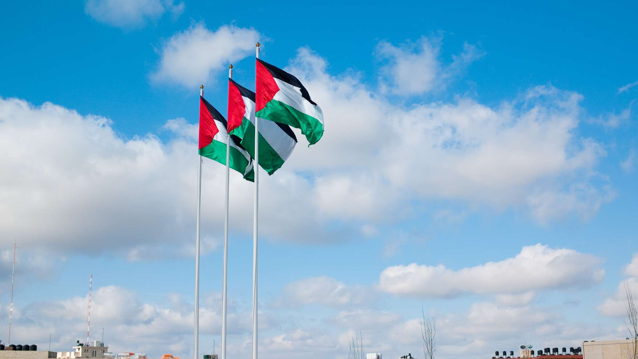 دولة جديدة تعلن اعترافها بدولة فلسطين والخارجية الفلسطينية تعلق