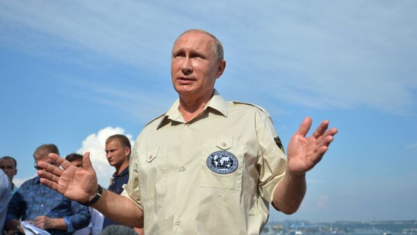 الرئيس الروسي فلاديمير بوتين على متن غواصة الأعماق - سبوتنيك عربي