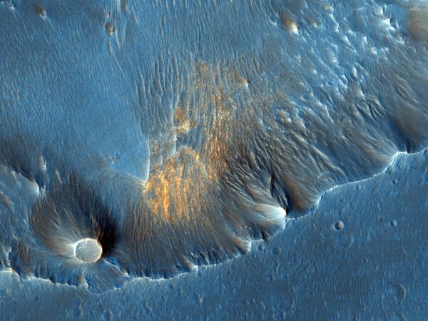 حفرة كابري تشاسماعلى سطح المريخ - سبوتنيك عربي