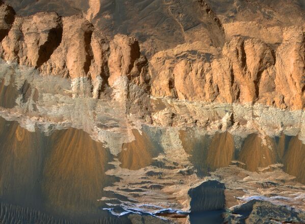 حفرة آرام الفوضى على سطح المريخ - سبوتنيك عربي