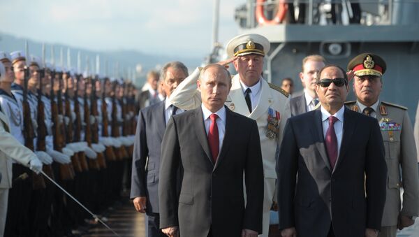 الرئيس بوتين والرئيس السيسي يزوران طراد موسكو - سبوتنيك عربي