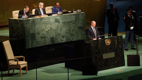 فلاديمير بوتين أثناء خطابه أما الجمعية العامة في نيويورك - سبوتنيك عربي