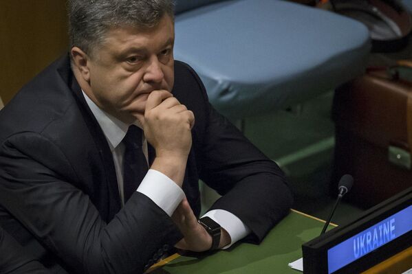 الرئيس الأوكراني بيوتر بوروشينكو أثناء الدورة الـ70 للجمعية العامة للأمم المتحدة - سبوتنيك عربي