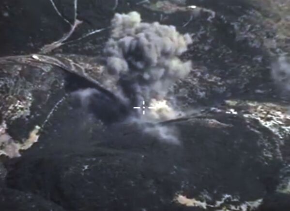 الضربات الجوية للمقاتلات الروسية على مواقع لتنظيم داعش في سوريا - سبوتنيك عربي