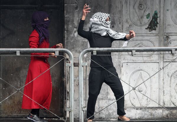 فتيات ينتفضن في الضفة الغربية - سبوتنيك عربي