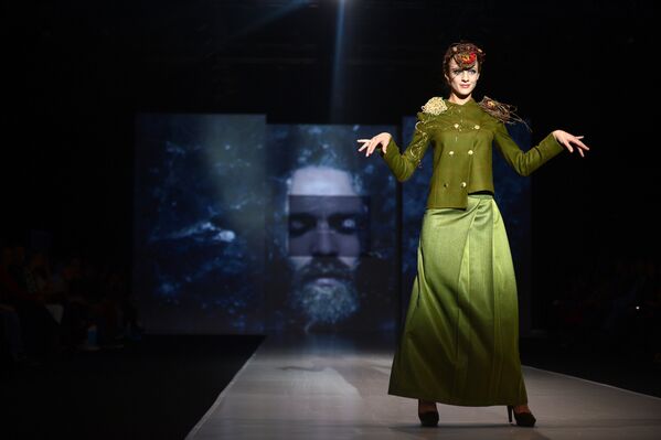 أسبوع الموضة في موسكو: صنع في روسيا - سبوتنيك عربي