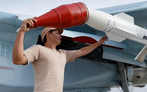إعداد الصواريخ الخاصة بالمقاتلات الروسية - سبوتنيك عربي