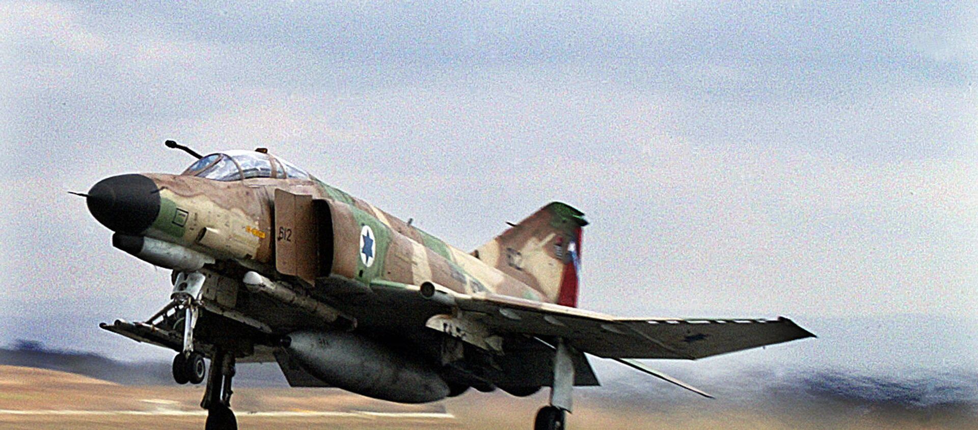 مقاتلة إسرائيلية من طراز فانتوم -4 في عام 2003 - سبوتنيك عربي, 1920, 10.10.2021