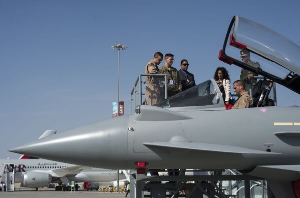 معرض دبي للطيران  2015 - جنة للزوار وللمشتريين - سبوتنيك عربي