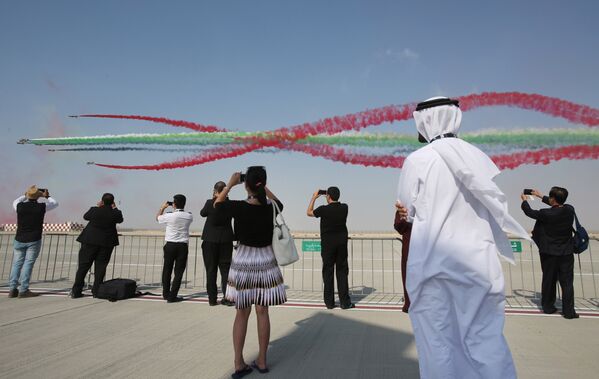معرض دبي للطيران  2015 - جنة للزوار وللمشتريين - سبوتنيك عربي