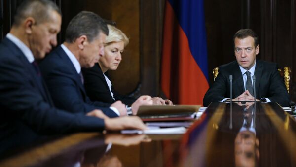 رئيس الوزراء دميتري ميدفيديف يجتمع مع نوابه - سبوتنيك عربي